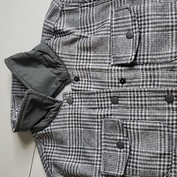 Lands' End Womens Plaid Button Up Longline Shacket Size M Layers Outdoor Gray - Picture 16 of 16